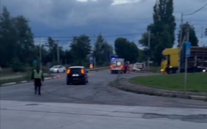 Неподалік Коростеня сталася ДТП з потерпілими: рух транспорту ускладнений