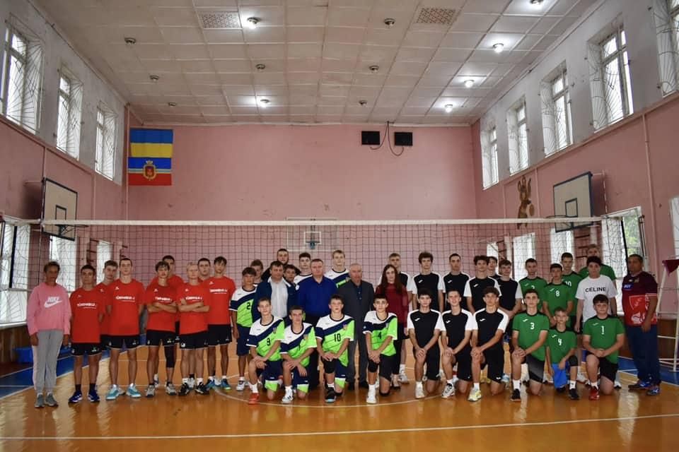 У Коростені відбувся волейбольний турнір пам’яті десантника Ігоря Тичини