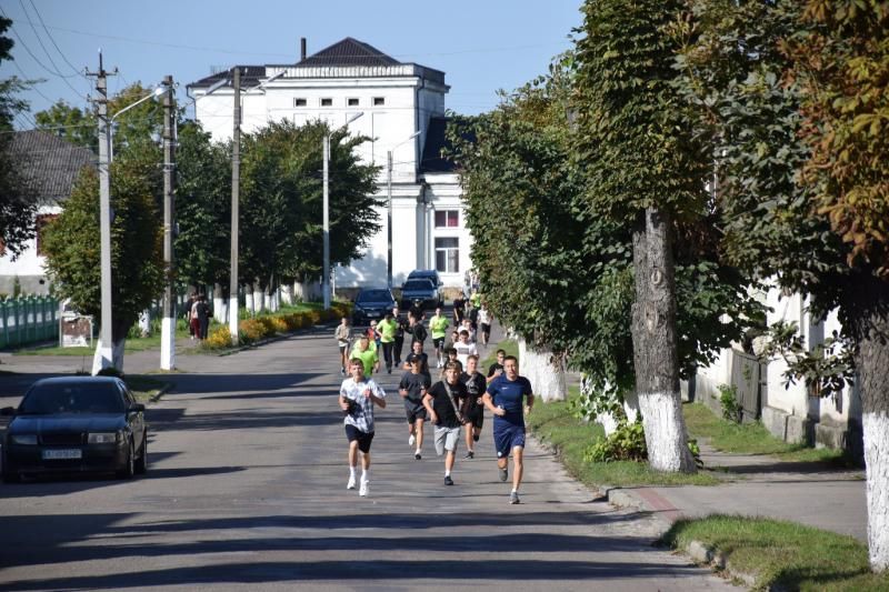 В Олевську забігом вшанували пам’ять загиблих Захисників