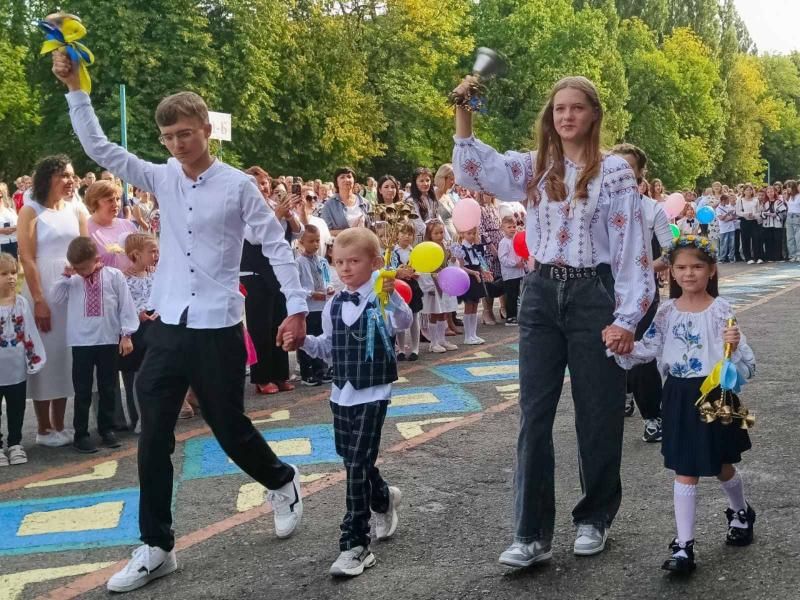 У Малинській громаді цьогоріч за шкільні парти сіли близько 4 тисяч учнів