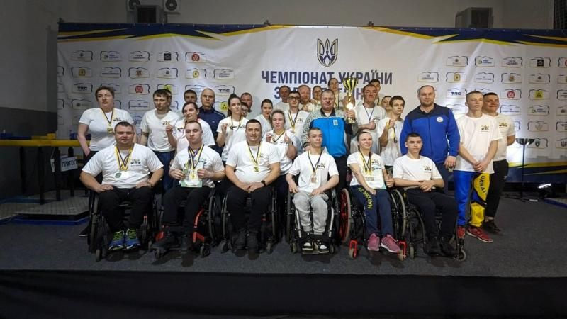 Спортсмени з Коростенської громади у складі збірної представлять Україну на чемпіонаті світу з пара армреслінгу