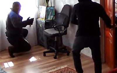 У Житомирській області двоє в балаклавах напали на родину загиблого військового: зв’язали чоловіка та винесли гроші з сейфа