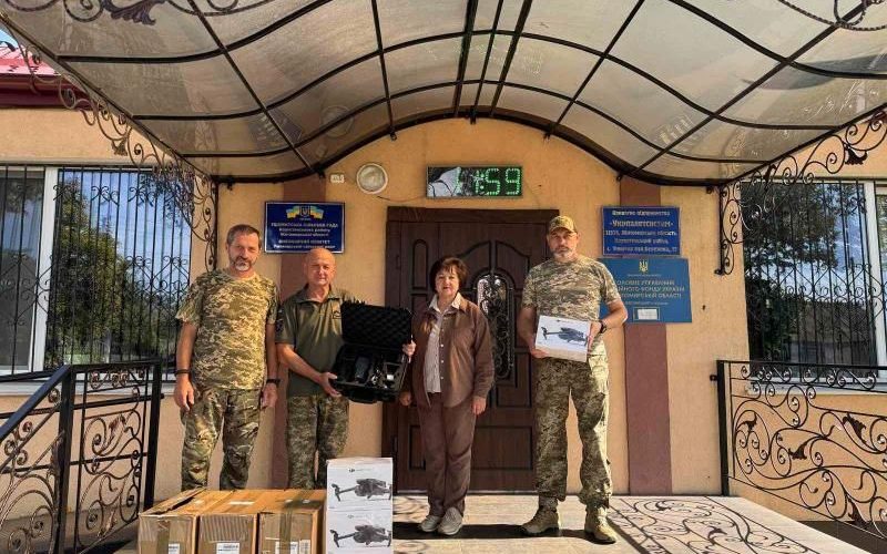 Одна з громад Коростенщини передала військовим 7 квадрокоптерів