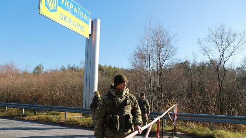 Ситуація на кордоні з білоруссю неспокійна, але контрольована – прикордонники розповіли, що відбувається на півночі Житомирщини