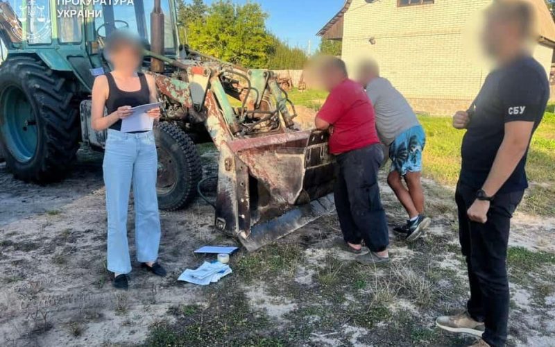 Директор сільськогосподарського підприємства в Малинській громаді та житель Коростенщини отримали підозри за “розкрадання” бюджетних коштів