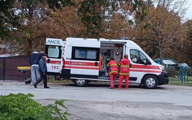 У Малині на території дитсадка знайшли непритомного юнака