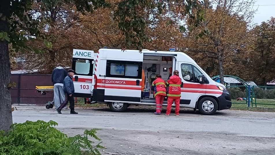 У Малині на території дитсадка знайшли непритомного юнака