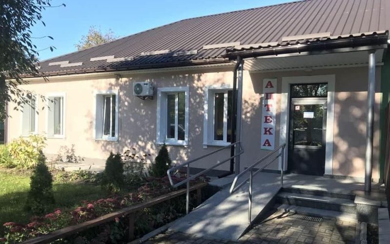 У селі Велика Фосня та Овручі зробили ремонт в амбулаторіях