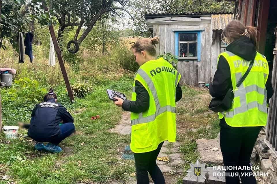 Без права внесення застави: на Житомирщині під варту взяли чоловіка, який вбив дружину з донькою та домашніх тварин