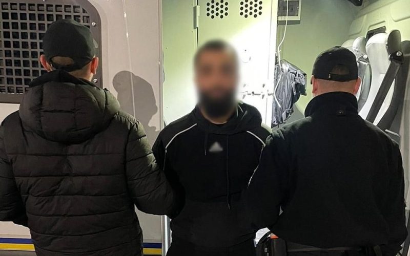 У Німеччині затримали та екстрадували до України чоловіка, який після нападу на інкасаторів у Житомирській області переховувався за кордоном