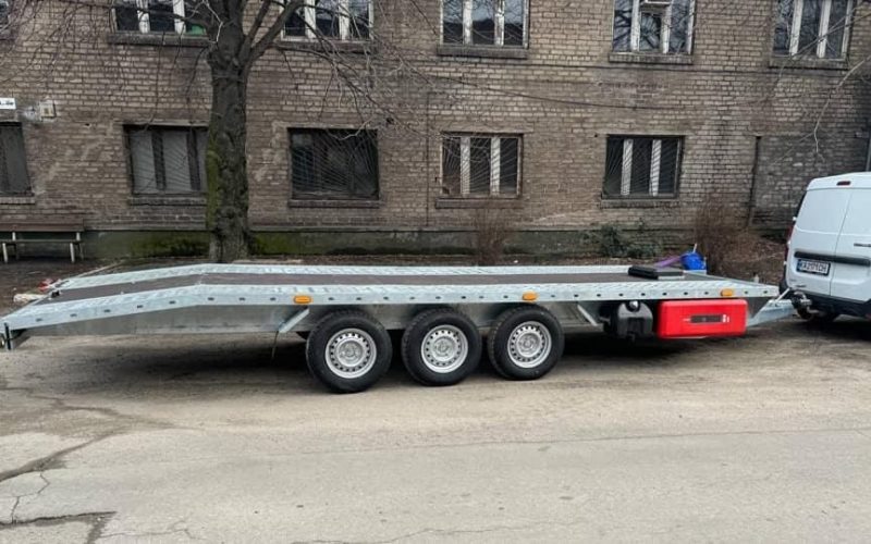 Влада Олевська збирається придбати причіп для перевезення транспортних засобів