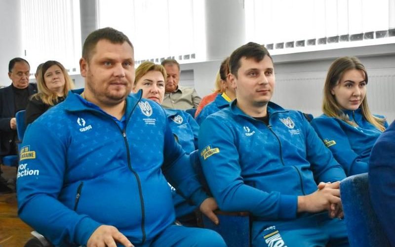 У Коростені нагородили спортсменів-переможців чемпіонатів Європи та світу з пара-армрестлінгу