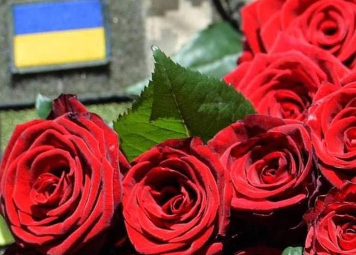 Жителі Овруцької громади проведуть в останню путь Захисника Максима Макаревича