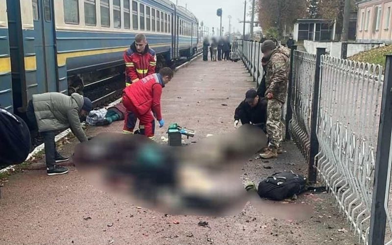 Після вибуху на вокзалі в Овручі троє осіб досі перебувають в лікарні