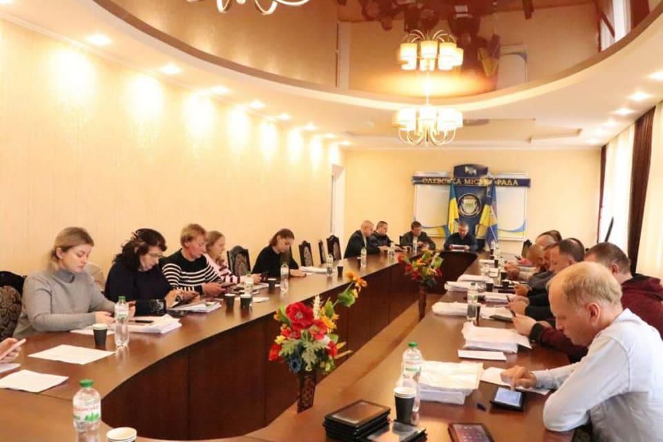 В Олевську члени виконкому дали дозвіл на ремонт скульптури в одному з сіл громади та виділили матеріальну допомогу місцевим