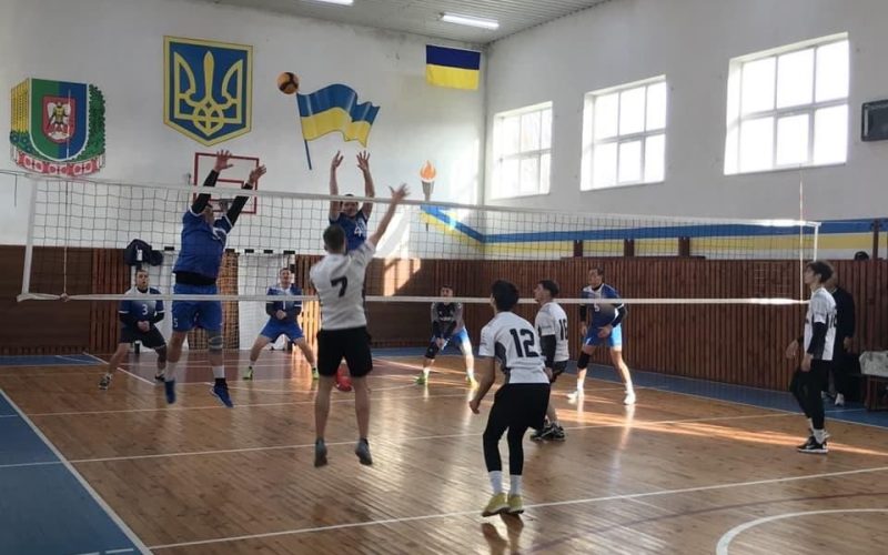В Овручі відбулися волейбольні змагання на Кубок Коростенського району