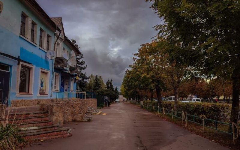 Туман, мінлива хмарність та невеликі дощі – прогноз погоди на робочий тиждень у Коростені