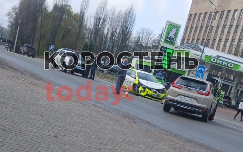 На Кемського в Коростені зіштовхнулися дві автівки