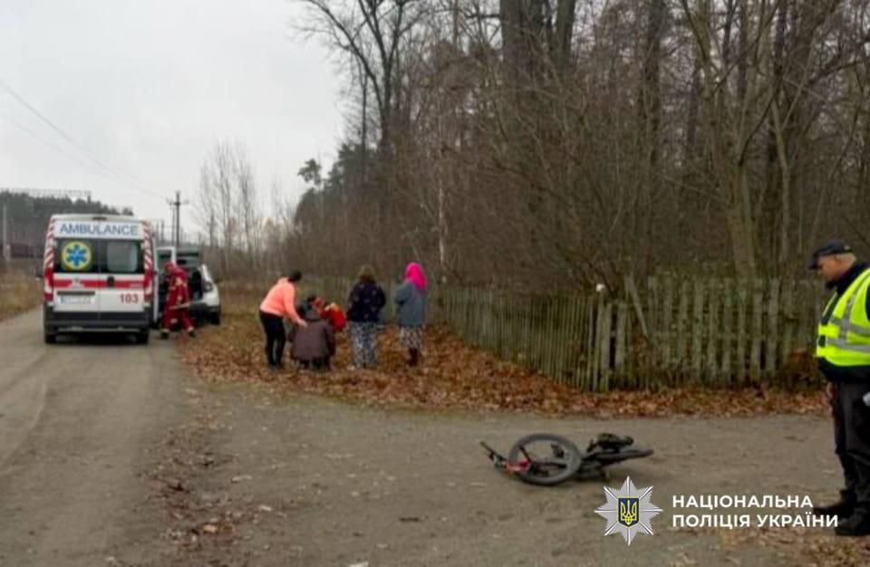 У Малинській громаді під колесами автомобіля загинула 7-річна дитина