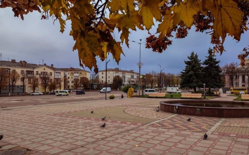 Хмарно та з невеликим дощем – синоптики про погоду у Коростені на вихідні
