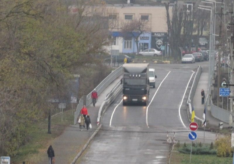 У Малині відновили рух мостом через річку Ірша