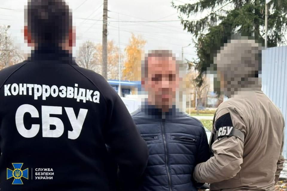 Коригував ракети ворога у Житомирській області та наводив на об’єкти біля Хмельницької АЕС  – правоохоронці затримали іноземця