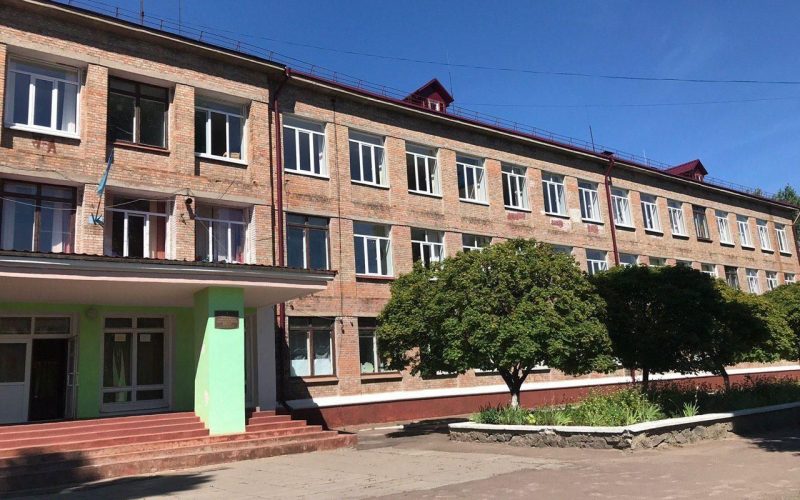 «Учитель року-2026»: педагоги яких коростенських ліцеїв візьмуть участь в конкурсі