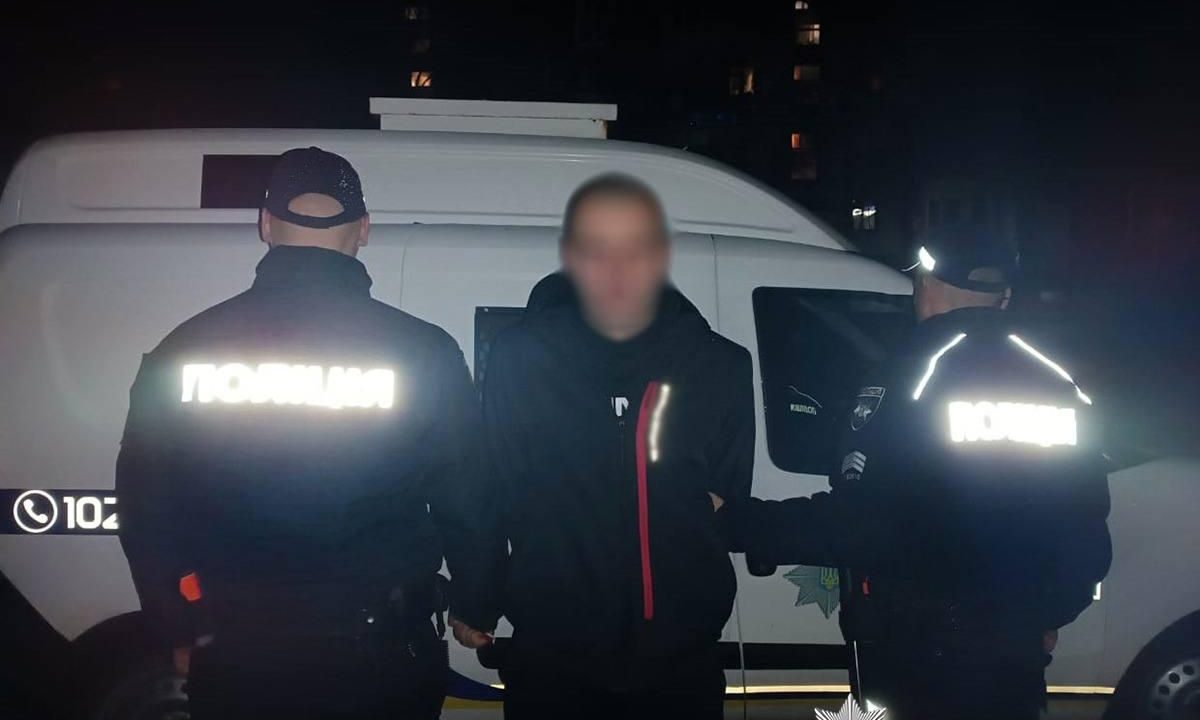 Вбив двох жінок на вулиці в Житомирі: правоохоронці затримали 22-річного чоловіка