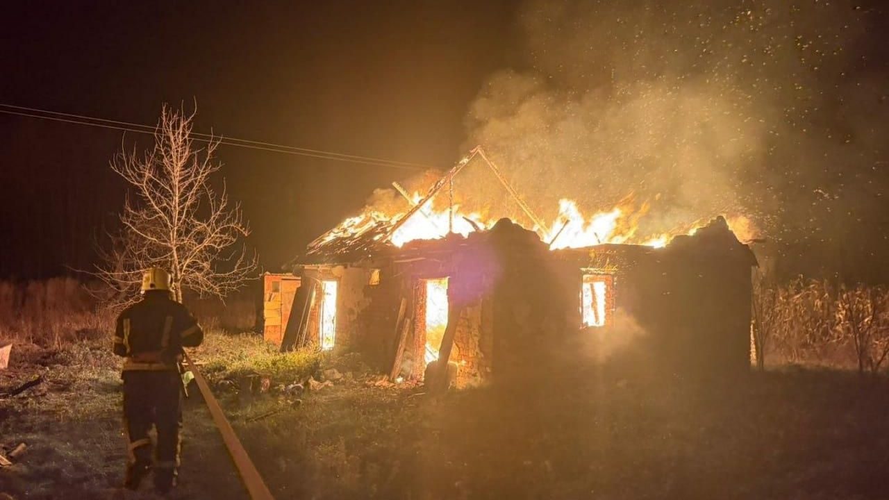 За добу в Овручі горіла квартира, а в селі на Олевщині будинок: що відомо про пожежі