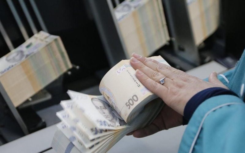 Скільки підприємці Житомирської області сплатили податку за 10 місяців цього року