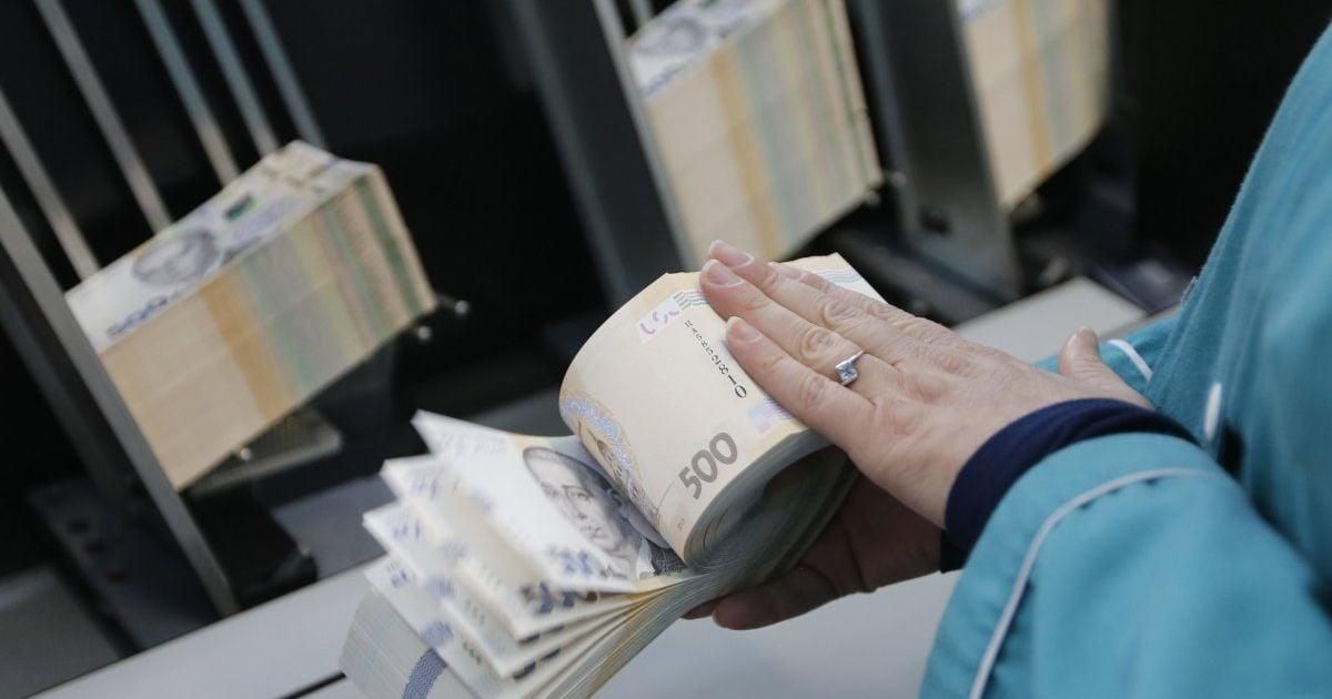 Скільки підприємці Житомирської області сплатили податку за 10 місяців цього року