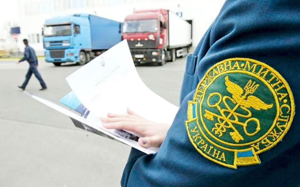 Майже на 100 млн грн: житомирські митники зафіксували понад 400 випадків нелегального ввезення товарів