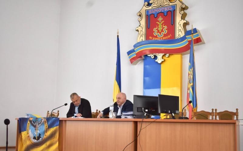У грудні мер Коростеня скликає сесію: затверджуватимуть економічну програму та бюджет на 2026 рік