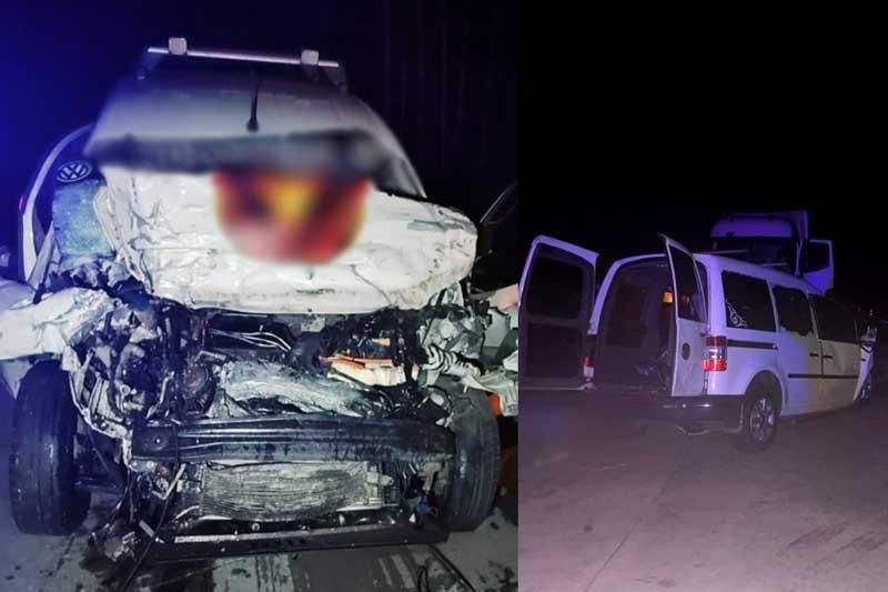 На трасі в Коростенському районі водій на Volkswagen “влобову” зіткнувся з вантажівкою: загинули дві людини