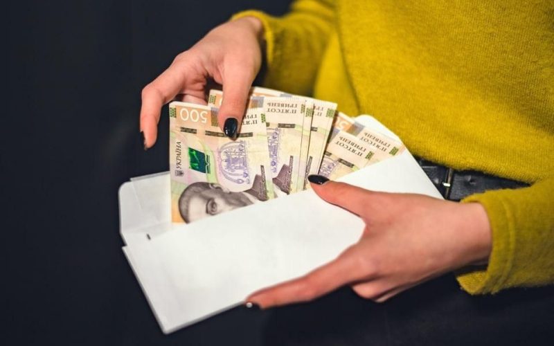 На Житомирщині середня зарплата у жовтні зросла до 22 тис.грн