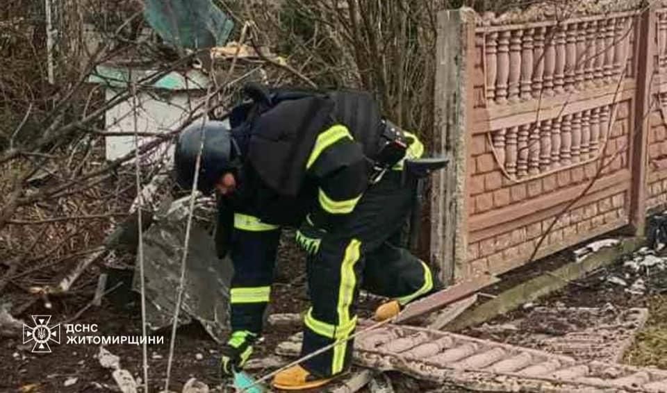 П’ять приватних будинків пошкоджено внаслідок нічної атаки рф на Житомирщині