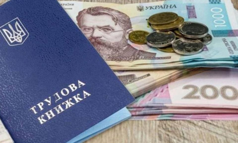 Навчання, компенсації та нові можливості: як на Житомирщині служба зайнятості допомагає переселенцям знайти роботу