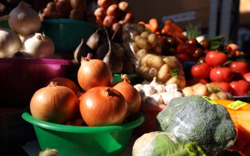 У листопаді в Житомирській області зросли ціни на продукти, але впали на ліки та одяг