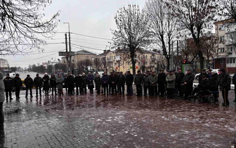 Коростенці згадали тих, хто не повернувся з “пекельної зони”
