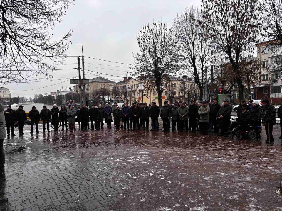 Коростенці згадали тих, хто не повернувся з “пекельної зони”