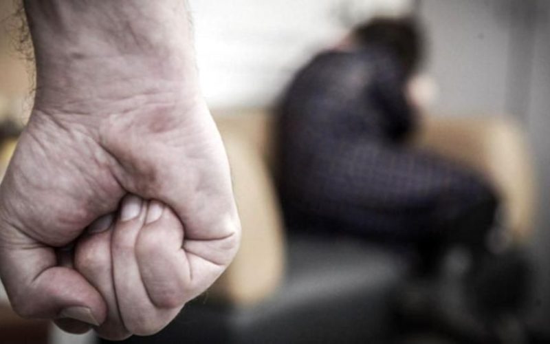В Овручі передали до суду справу чоловіка, який тривалий час вчиняв домашнє насильство над дружиною