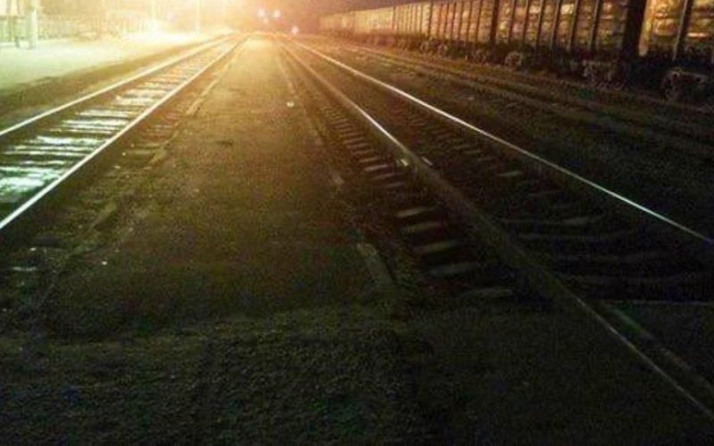 Поблизу Коростеня зійшов з рейок вантажний поїзд: двох залізничників госпіталізовано