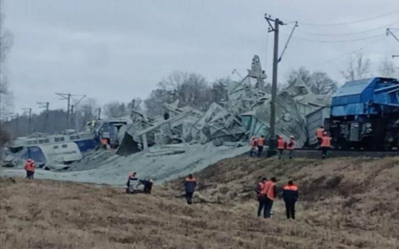 Армія рф завдала повторного удару поблизу Коростеня на місці ліквідації наслідків аварії