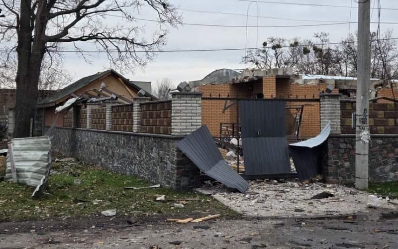Сусіди та лікарі розповіли подробиці загибелі чотирирічної дитини під час атаки рф у Житомирі