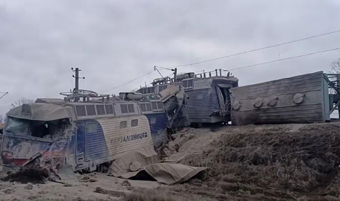 Через атаку шахеда пасажирські потяги продовжують курсувати в об’їзд Коростеня