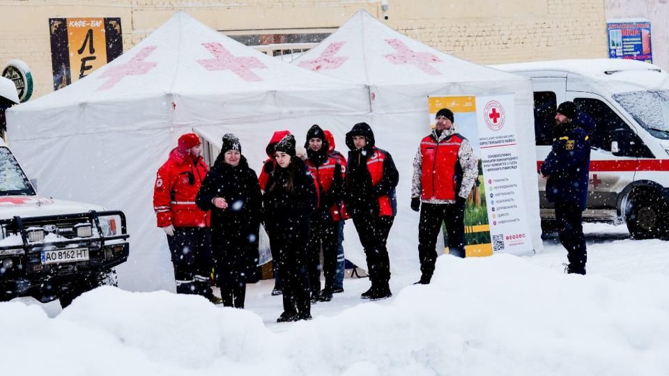 У громаді на Коростенщині після ударів рф без світла лишаються 1800 людей: триває відновлення