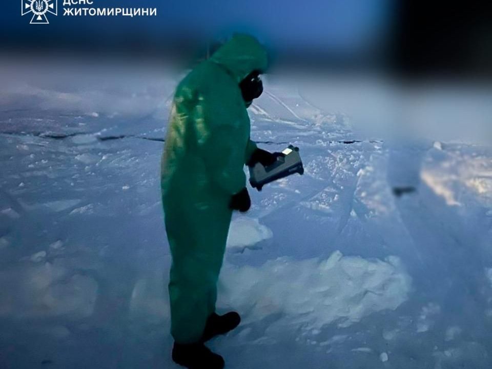 У Коростенському районі після обстрілу працювали рятувальники, сапери та хіміки