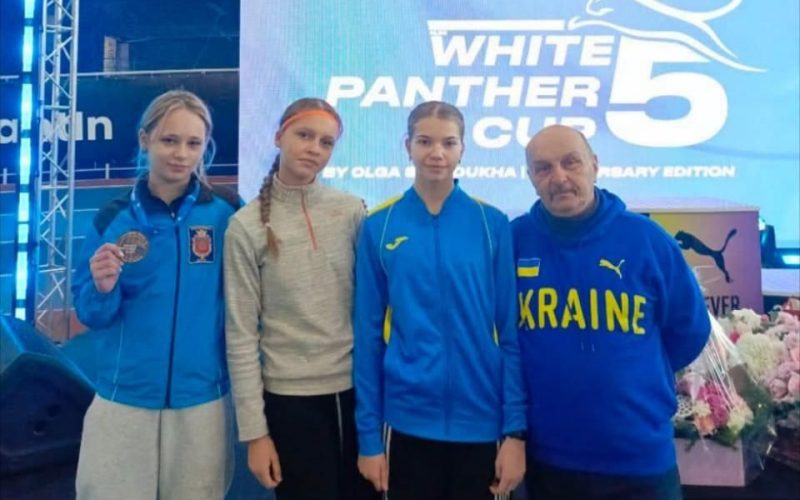 Вихованки Коростенської ДЮСШ стали призерками всеукраїнських змагань у Києві