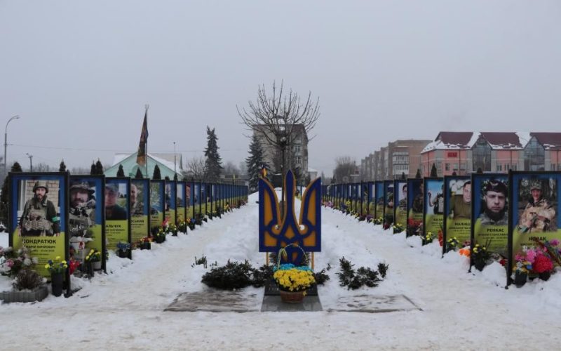 День Соборності України в Олевську відзначили покладанням квітів
