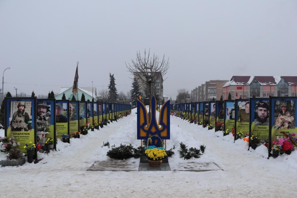 День Соборності України в Олевську відзначили покладанням квітів